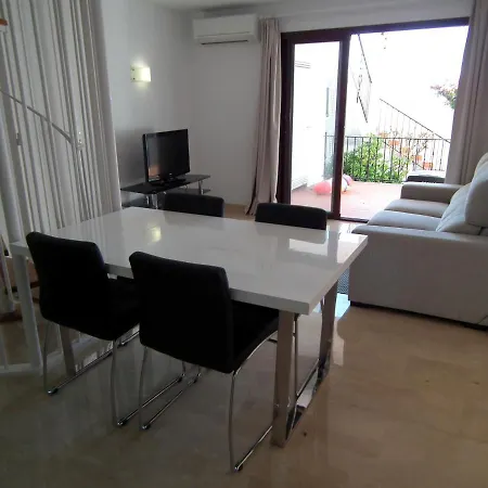 Pueblo 123-capistrano Village-nerja